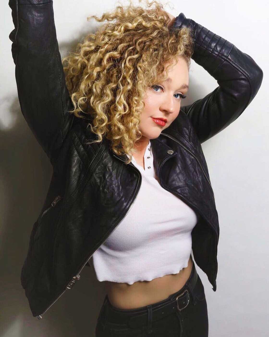 Mecca White race Mecca White race