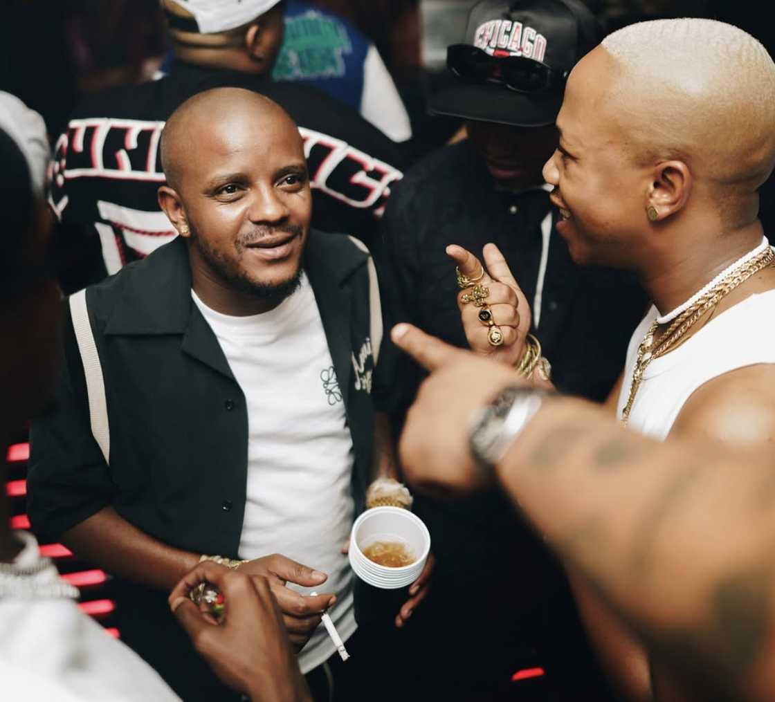 Online users weighed in on Kabza De Small's relationship with Young Stunna