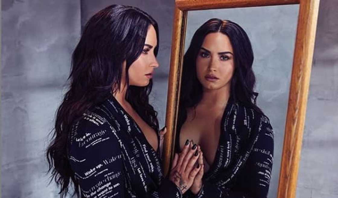 Singer Demi Levato announces she is Pansexual: "I'm so fluid now" Singer Demi Levato announces she is Pansexual: "I'm so fluid now"