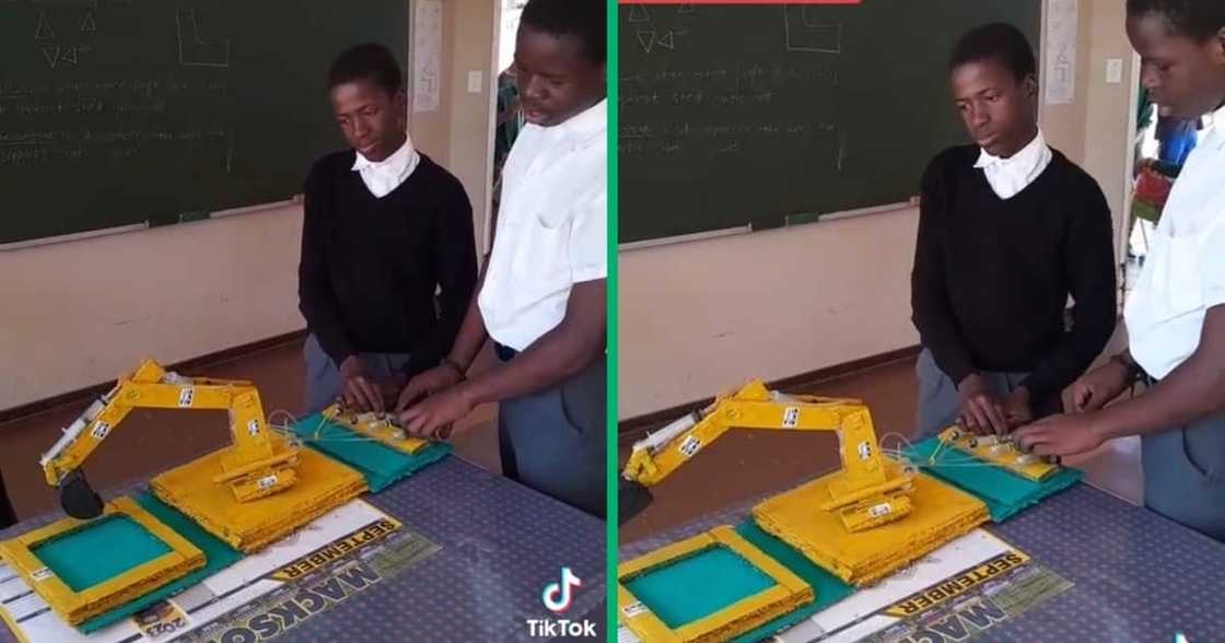 South African Grade 7 pupils South African Grade 7 pupils
