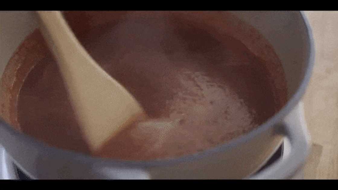 Making barbeque sauce Making barbeque sauce