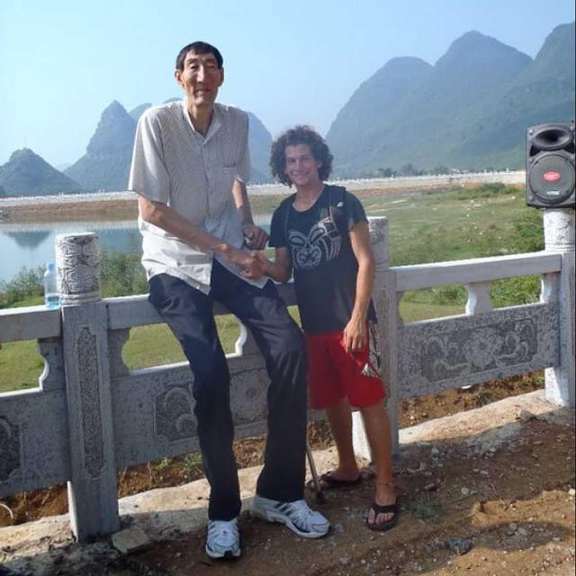 List of the tallest man in the world