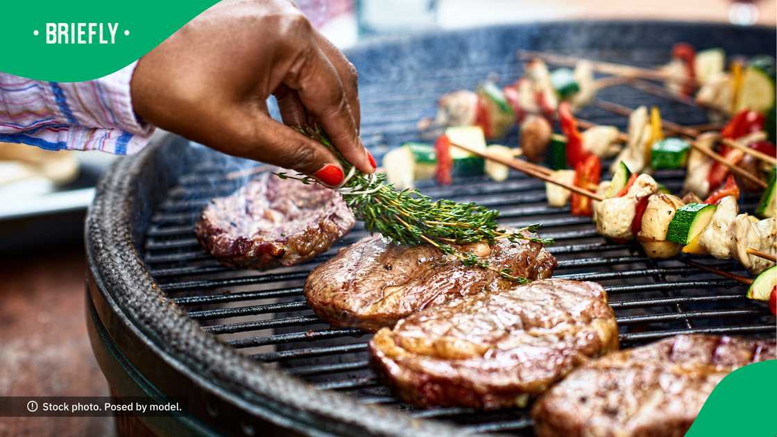 People who love meaty meals will enjoy eating at Kwa Mai-Mai. People who love meaty meals will enjoy eating at Kwa Mai-Mai.
