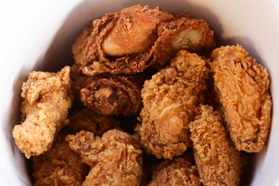 Man achieved a crust similar to KFC's on his chicken