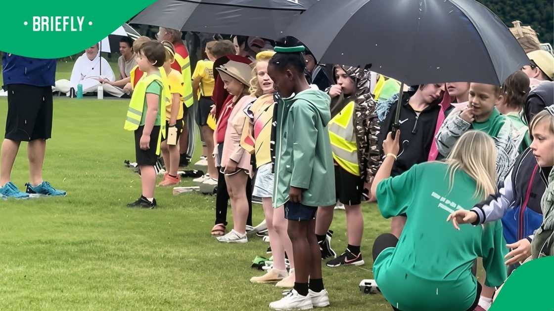 Kid aced Sports Day race thanks to her afro Kid aced Sports Day race thanks to her afro