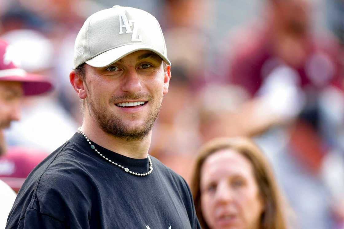 Johnny Manziel at Texas A&M and Louisiana Monroe Hawks game