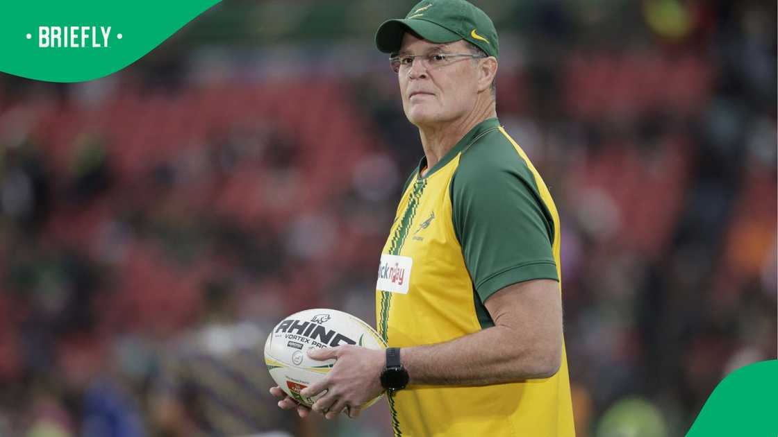 Rassie Erasmus hit back online, highlighting Matt Williams’ poor coaching record.