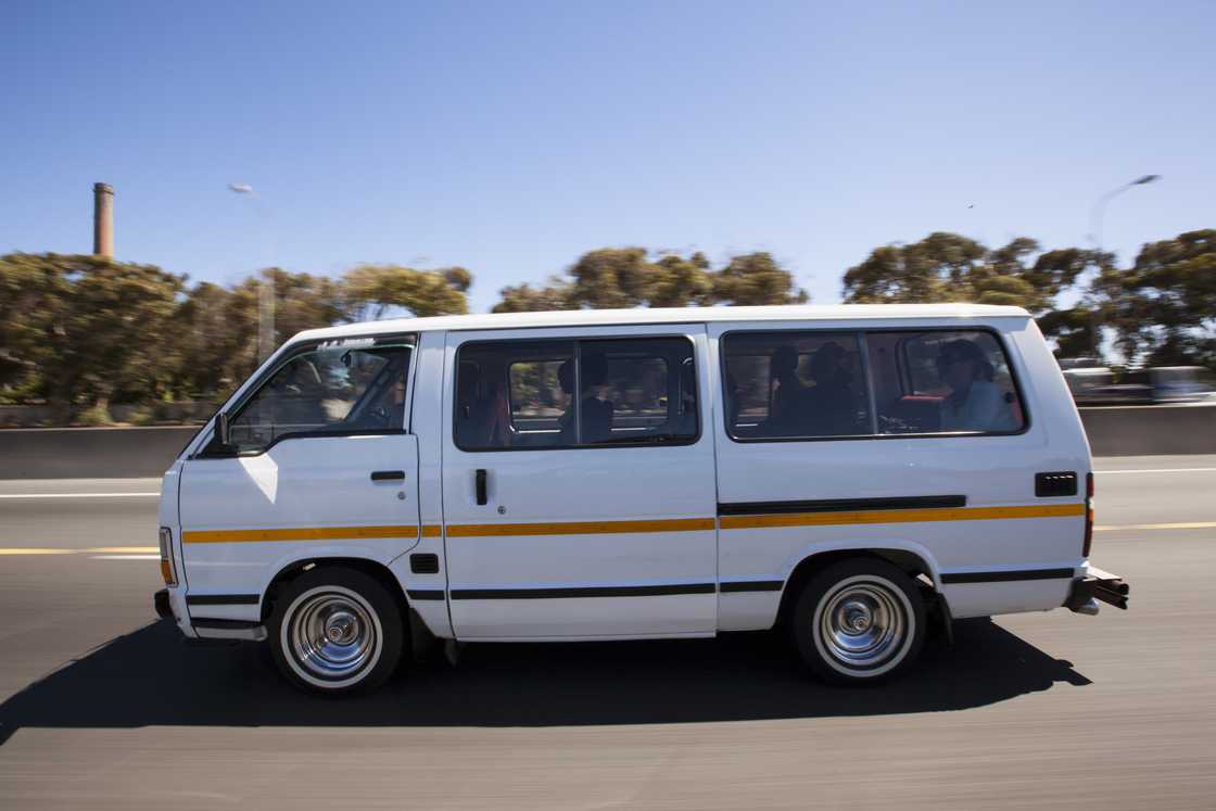 A taxi shooting in the Western Cape left four dead A taxi shooting in the Western Cape left four dead