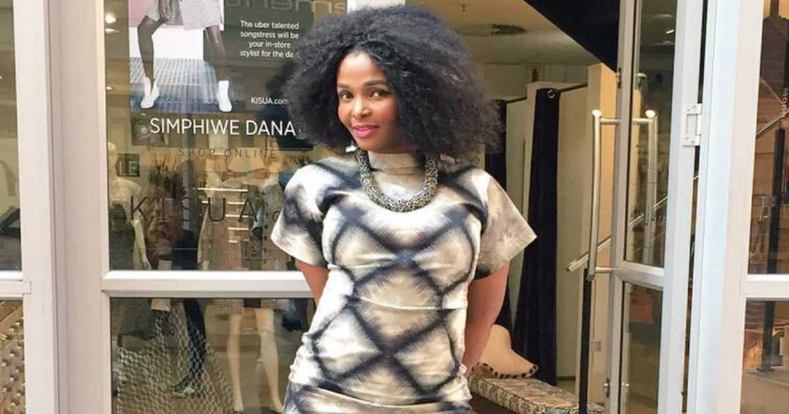Simphiwe Dana shared a cryptic message