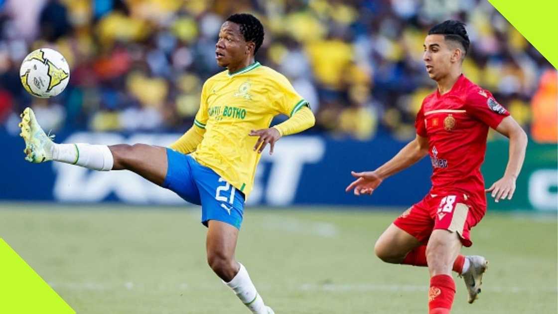 Kaizer Chiefs show interest in Mamelodi Sundowns attacking midfielder Sphelele Mkhulise.