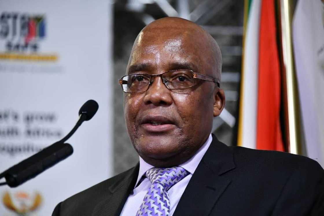 Aaron Motsoaledi profile