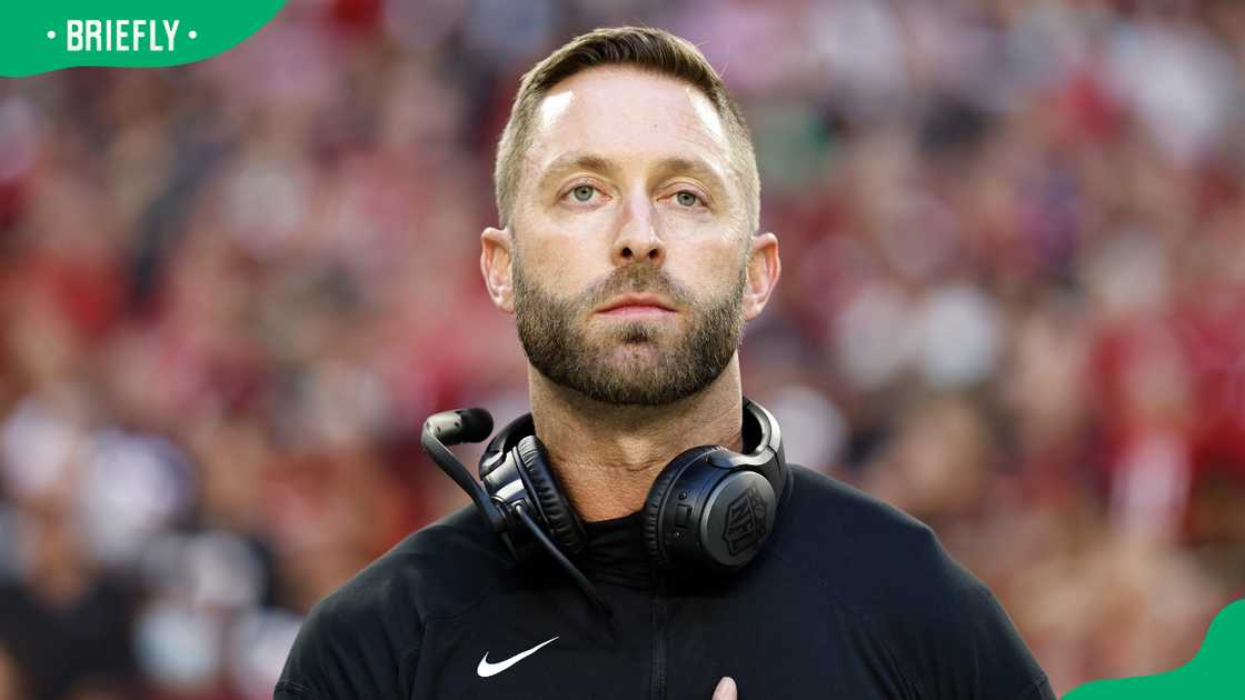 Kliff Kingsbury at State Farm Stadium Kliff Kingsbury at State Farm Stadium
