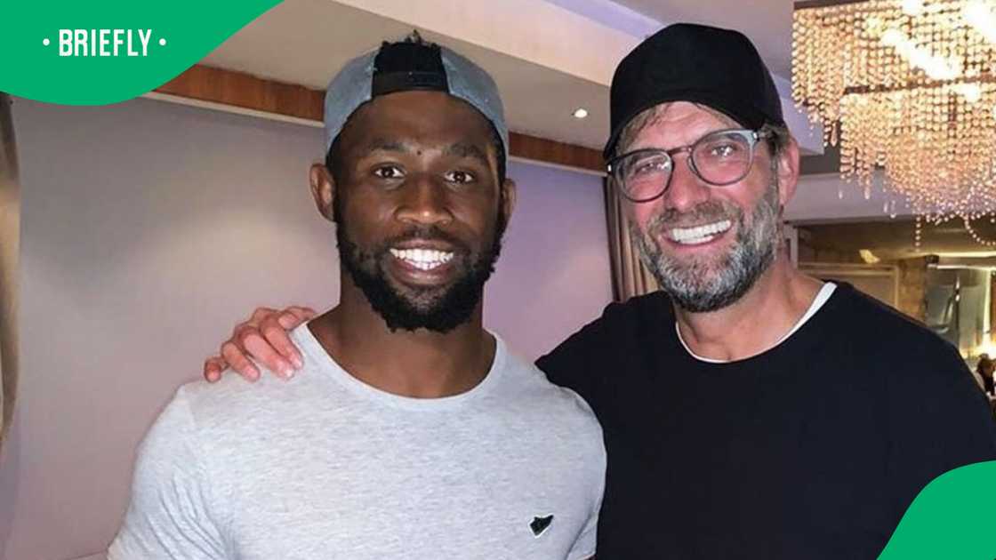 Springboks captain Siya Kolisi recently welcomed former Liverpool FC manager Jürgen Klopp to South Africa, highlighting their mutual dedication to community upliftment through sports. Springboks captain Siya Kolisi recently welcomed former Liverpool FC manager Jürgen Klopp to South Africa, highlighting their mutual dedication to community upliftment through sports.