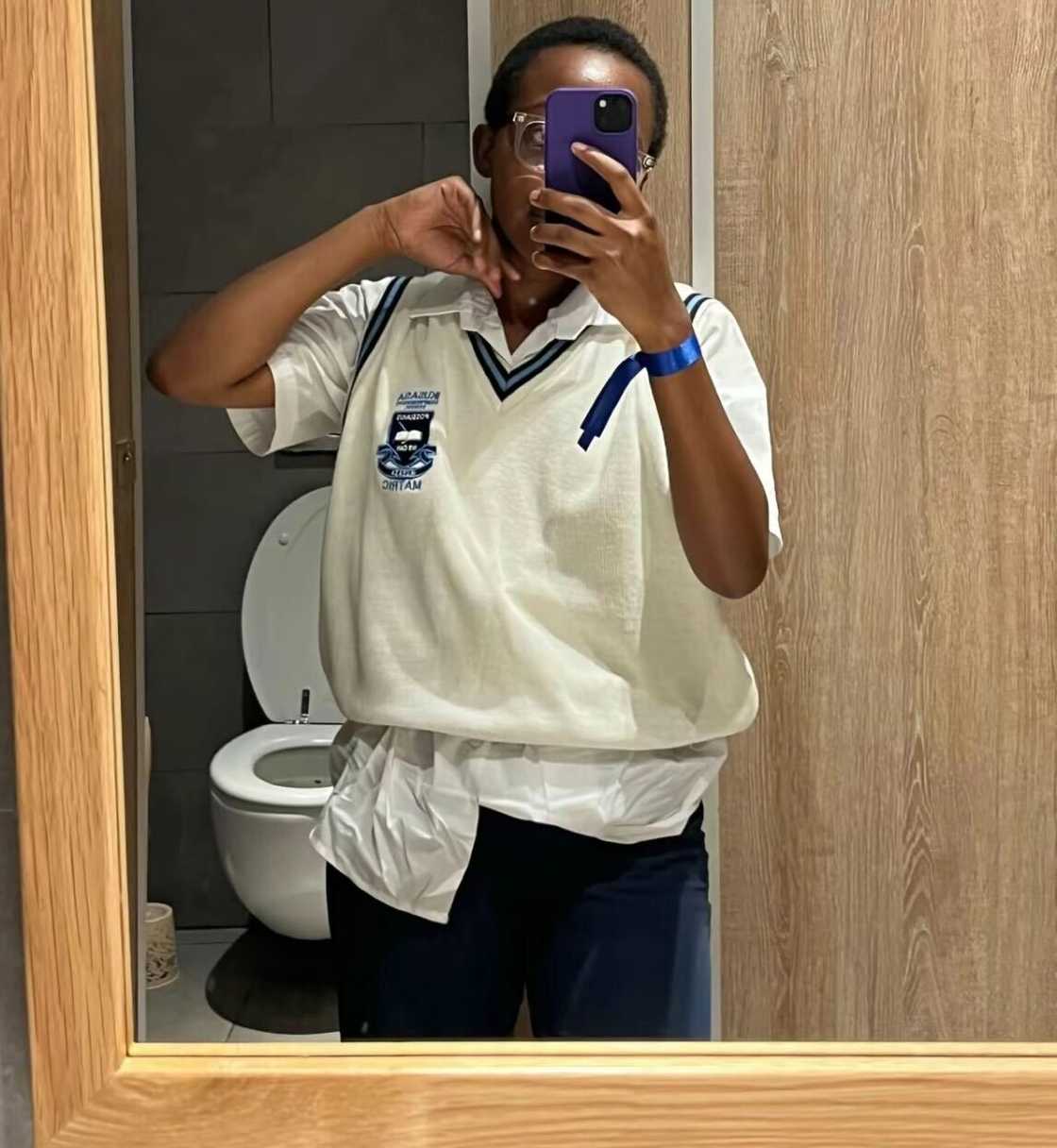 2024 matric pupil shows off rewards for being one of Gauteng’s top achievers. 2024 matric pupil shows off rewards for being one of Gauteng’s top achievers.