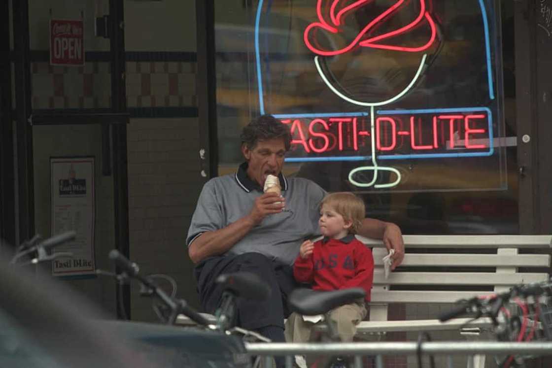 What does Maury Povich's son do? What does Maury Povich's son do?