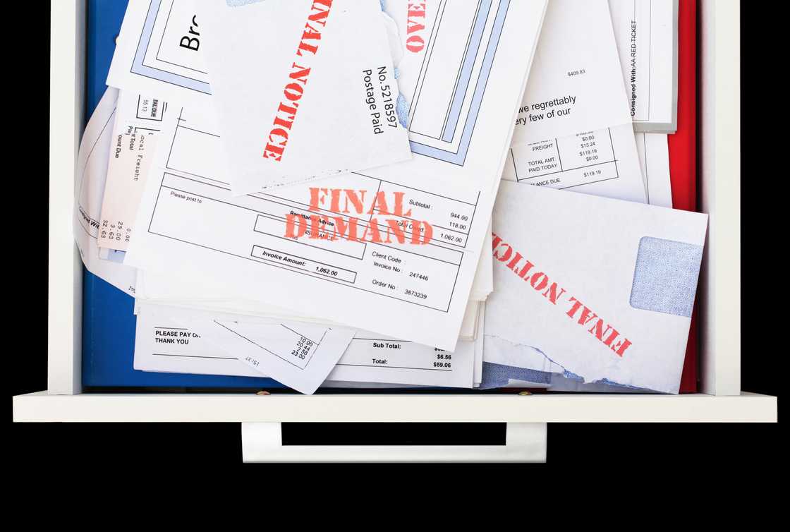 Utility notices in a drawer