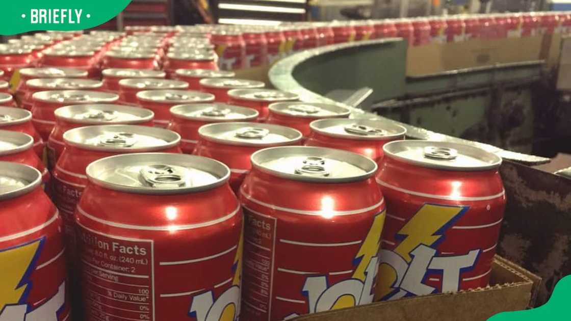 Jolt Cola at a production plant