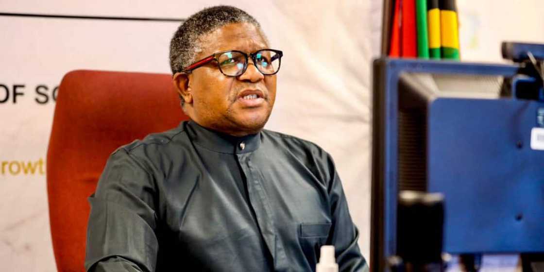 "Unprovoked Lying": SA Reacts to Fikile Mbalula's Promise to Fix Prasa "Unprovoked Lying": SA Reacts to Fikile Mbalula's Promise to Fix Prasa