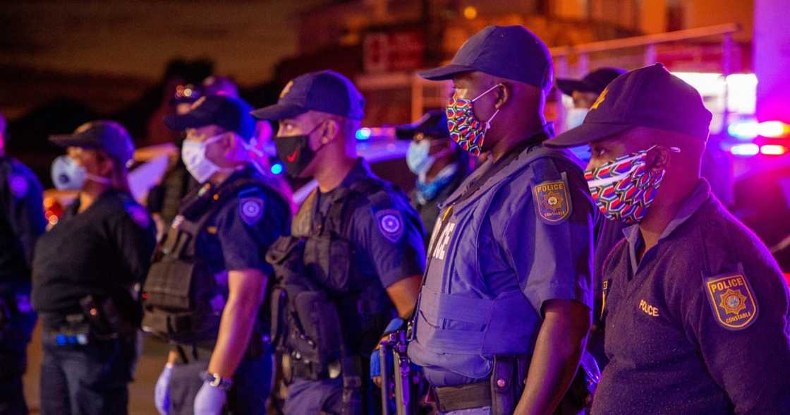 Fact Check: The South African Police Services, Pro Zuma protests Fact Check: The South African Police Services, Pro Zuma protests