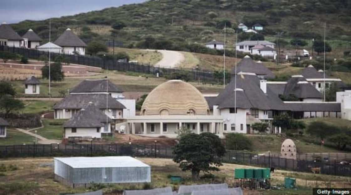 Thulas Nxesi Thulas Nxesi