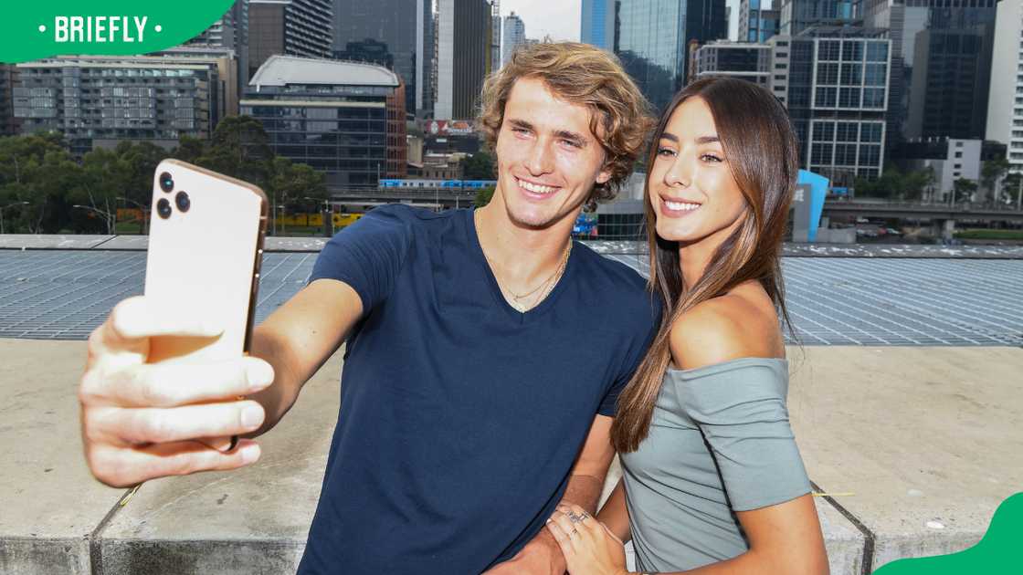 Alexander Zverev and Brenda Patea in Australia Alexander Zverev and Brenda Patea in Australia