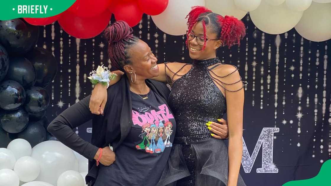 Praise Mary Ella Simmons and her mother Tashera Praise Mary Ella Simmons and her mother Tashera