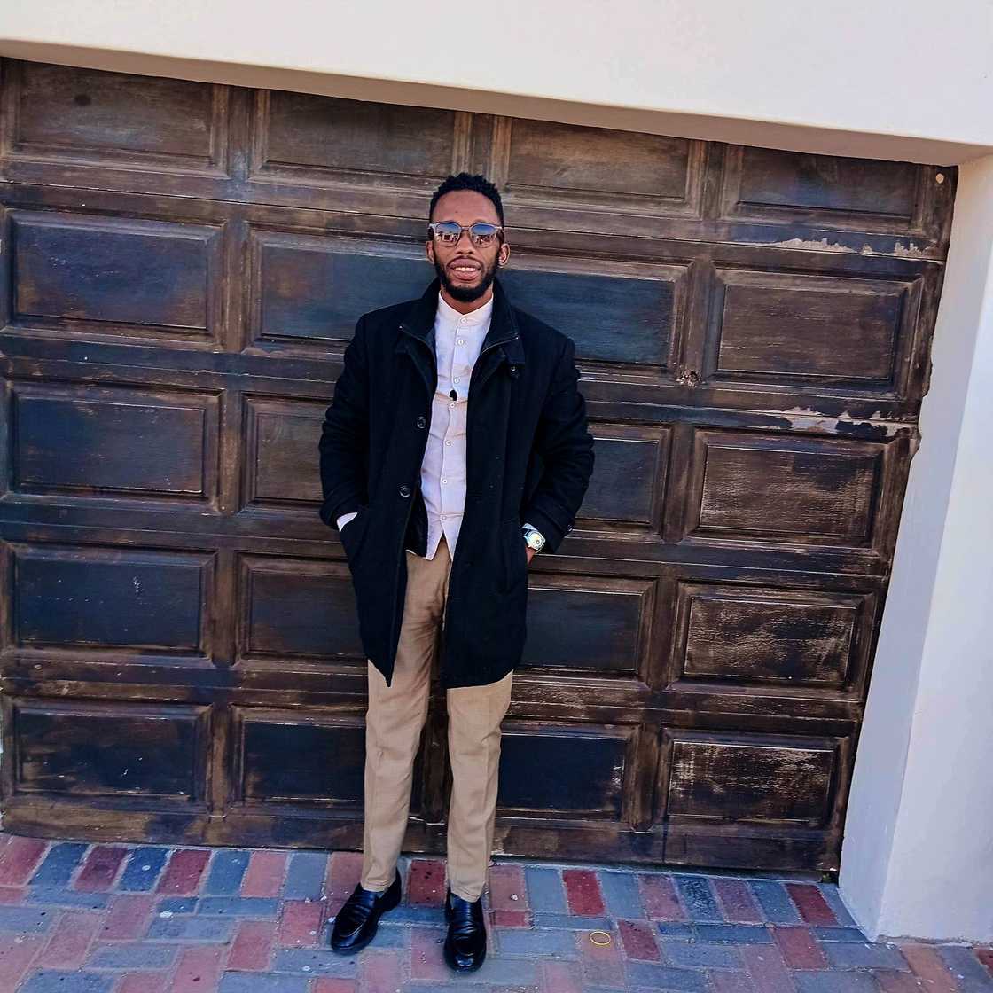 Online users praised the man's kind gesture and showered him with love