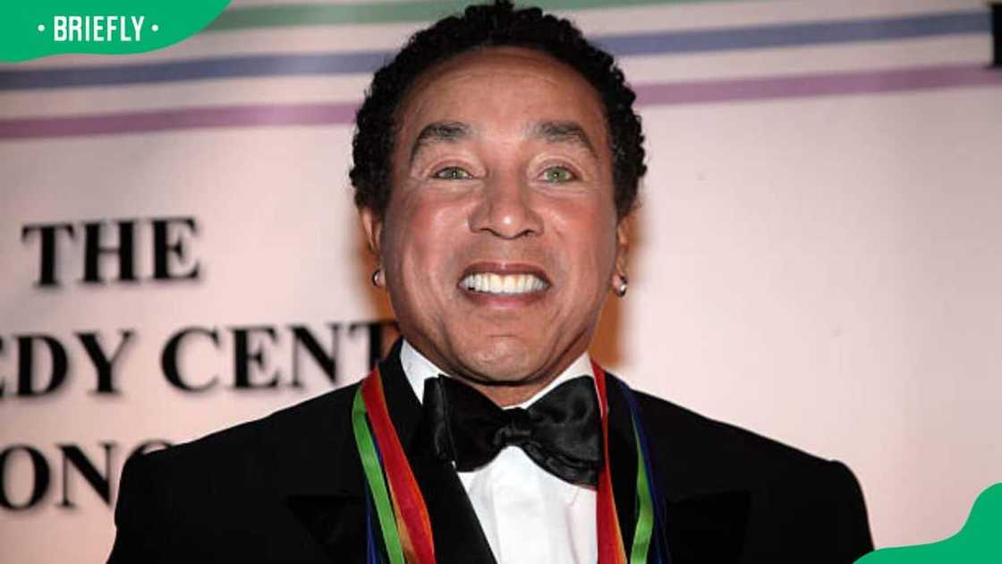 smokey robinson gay