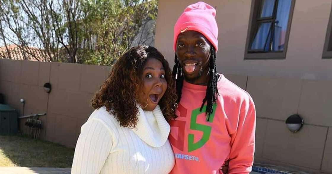 Mpho Lestolonyane has apparently dumped her hubby Yeye Letsolonyane Mpho Lestolonyane has apparently dumped her hubby Yeye Letsolonyane