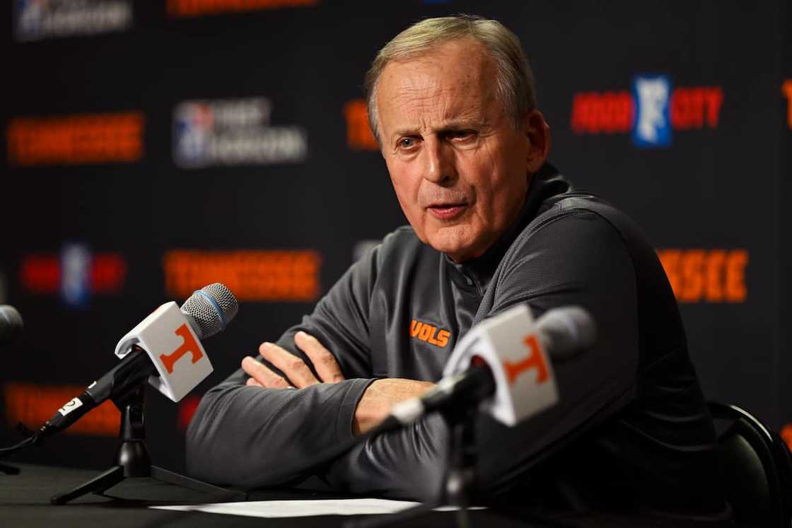 Rick Barnes of the Tennessee Volunteers speaks to media Rick Barnes of the Tennessee Volunteers speaks to media