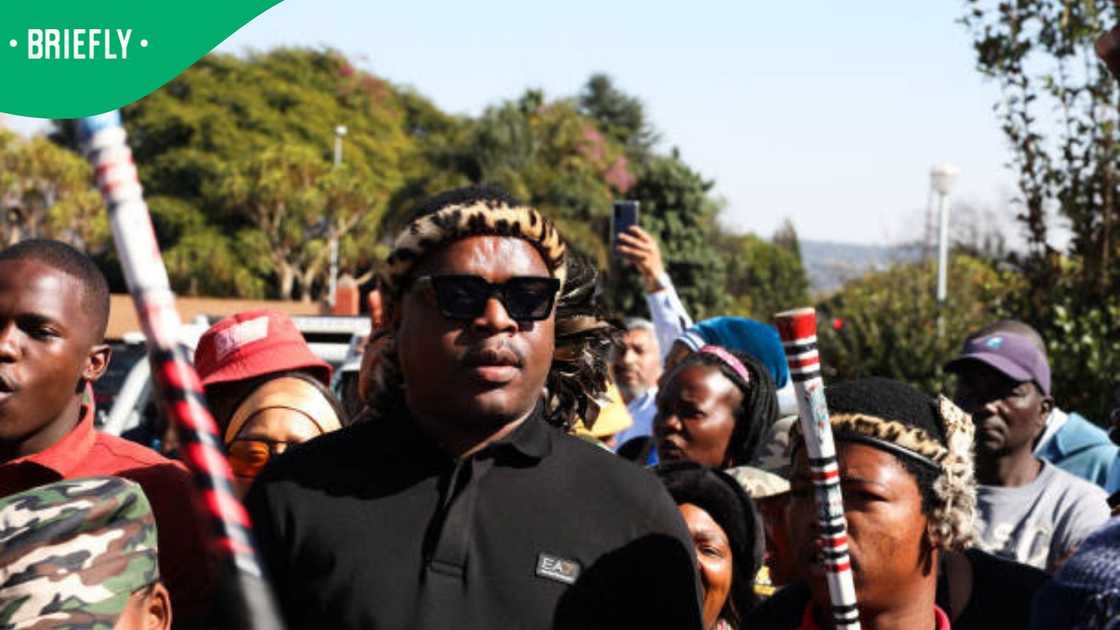Ngizwe Mchunu Ngizwe Mchunu
