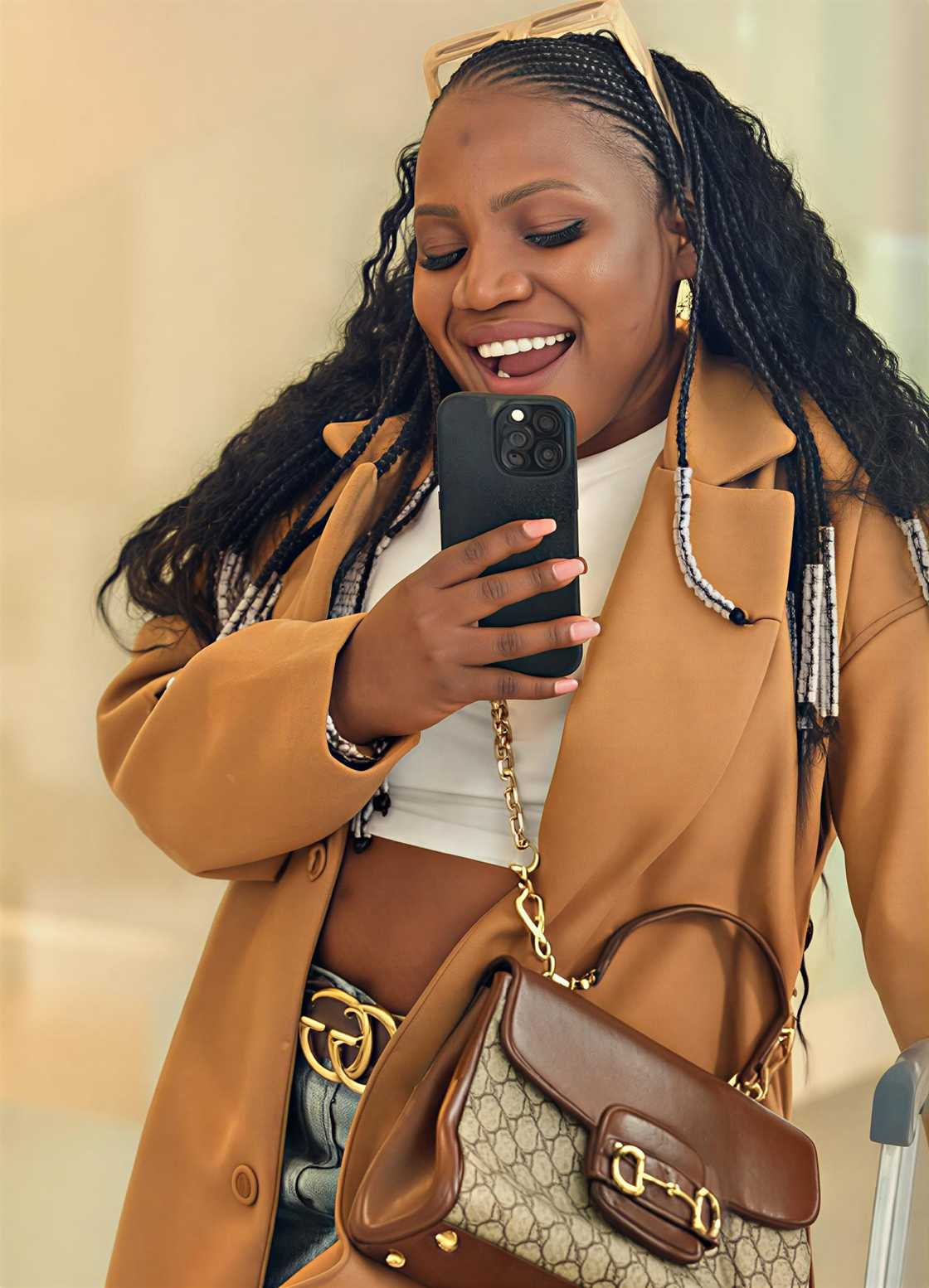 Makhadzi's video complaining about the cold went viral.