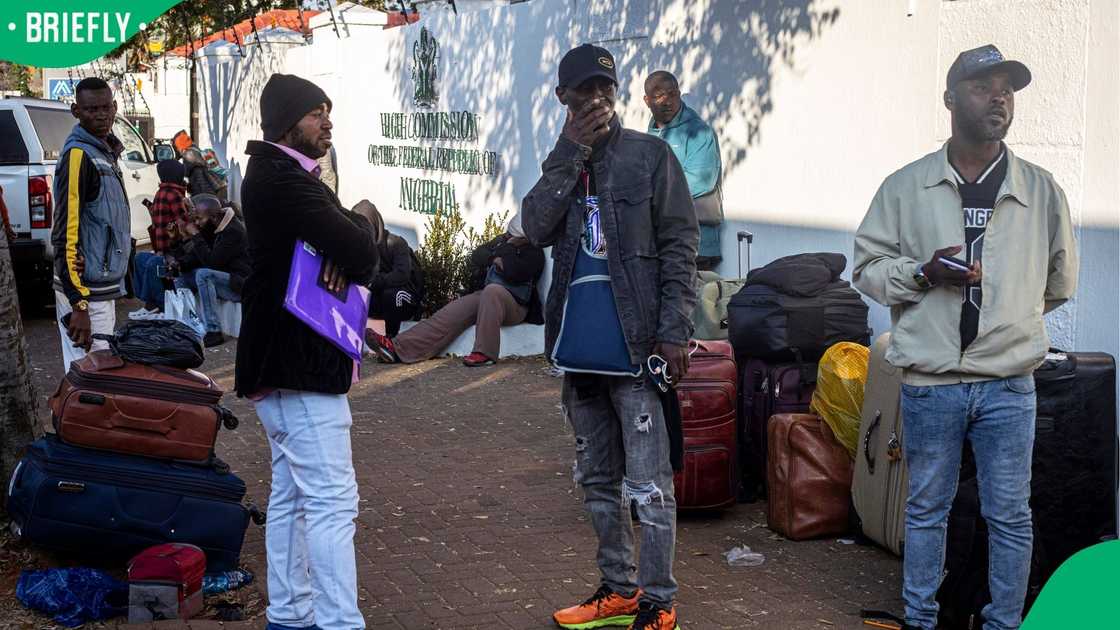 Hundreds of Nigerians have left South Africa Hundreds of Nigerians have left South Africa
