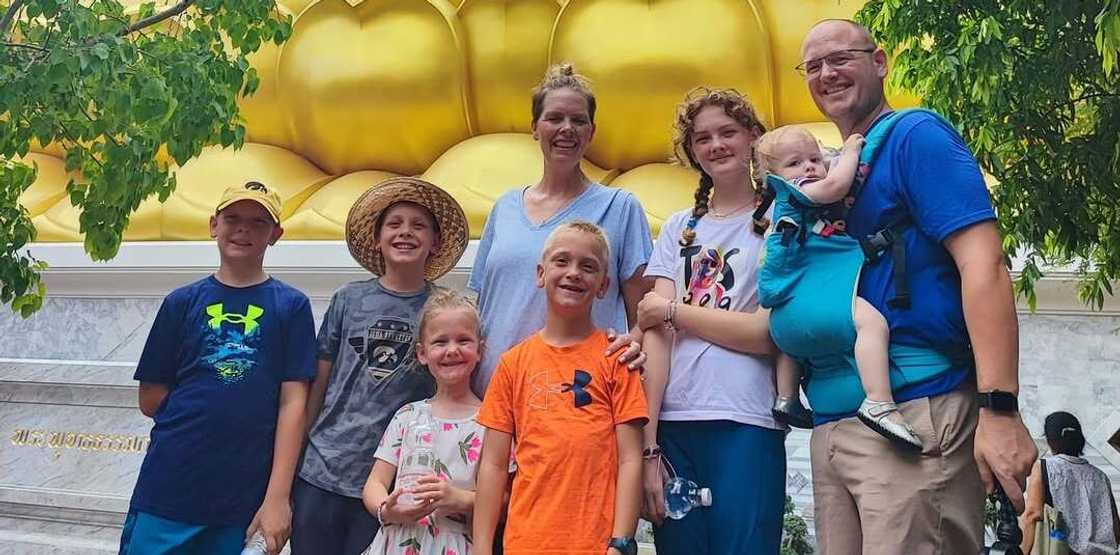 Social media users wished a family safe travels back to the USA after seeing their post Social media users wished a family safe travels back to the USA after seeing their post