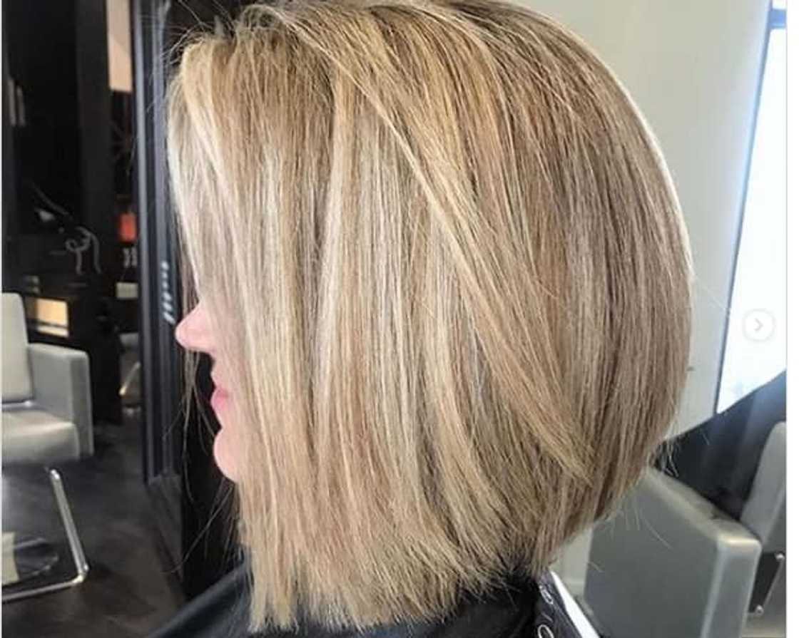 Stacked layers voluminous bob