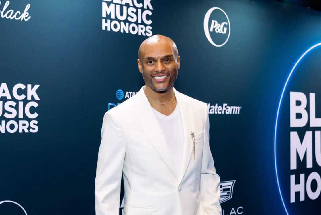 how much is kenny lattimore worth how much is kenny lattimore worth