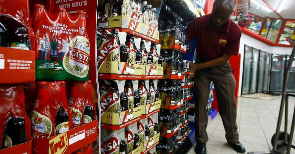 Pick n pay, Pieter Boone, alcohol ban, Covid-19, lockdown, President Cyril Ramaphosa, unrest, looting, KwaZulu-Natal, Gauteng, violent protests, Jacob Zuma Pick n pay, Pieter Boone, alcohol ban, Covid-19, lockdown, President Cyril Ramaphosa, unrest, looting, KwaZulu-Natal, Gauteng, violent protests, Jacob Zuma