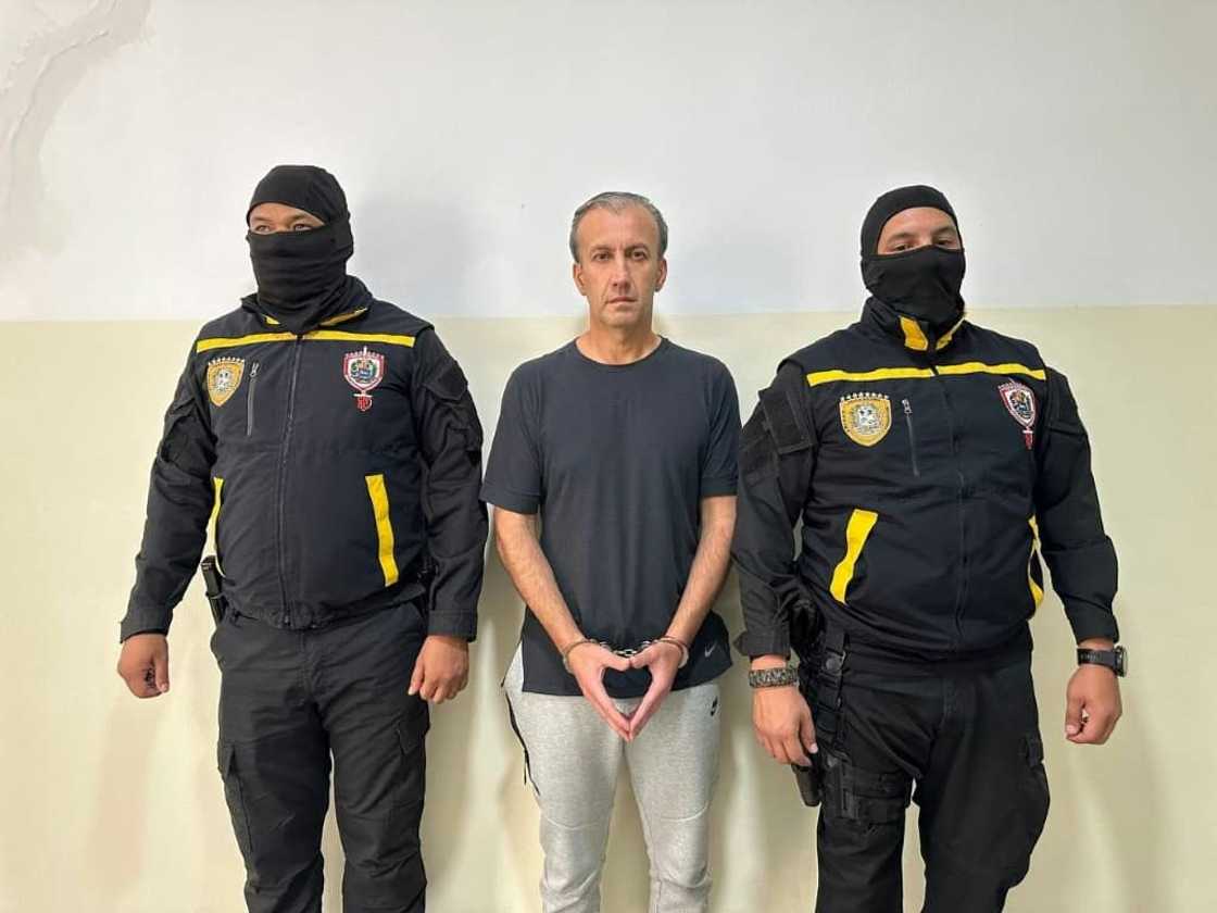 Tareck El Aissami is not the first Venezuelan ex-oil minister to be arrested on corruption charges Tareck El Aissami is not the first Venezuelan ex-oil minister to be arrested on corruption charges