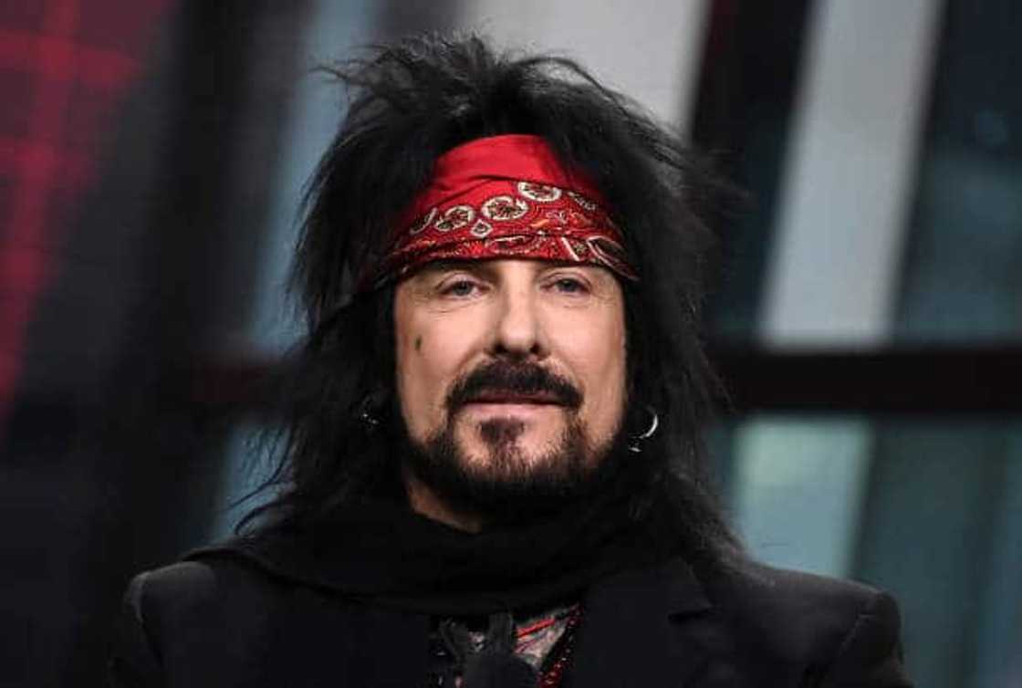 Are Nikki Sixx and Tommy Lee lovers? Are Nikki Sixx and Tommy Lee lovers?