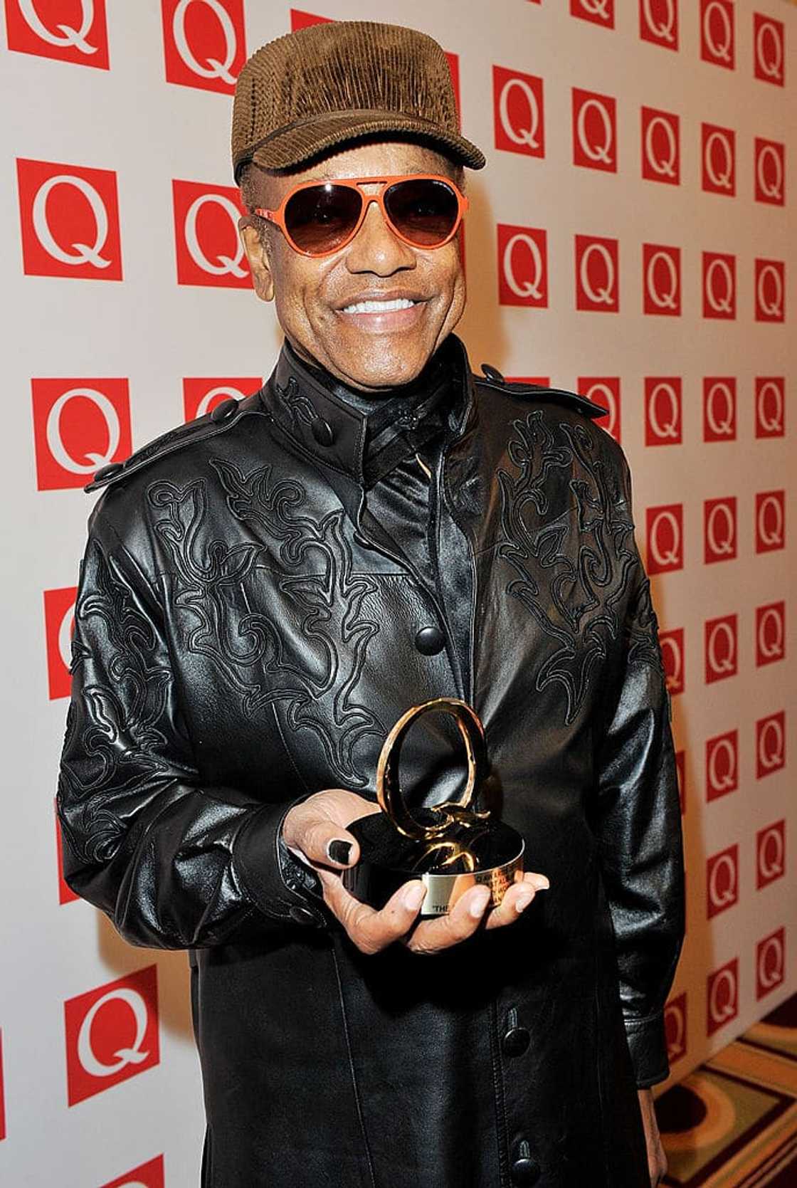 Bobby Womack Sam Cooke suit Bobby Womack Sam Cooke suit