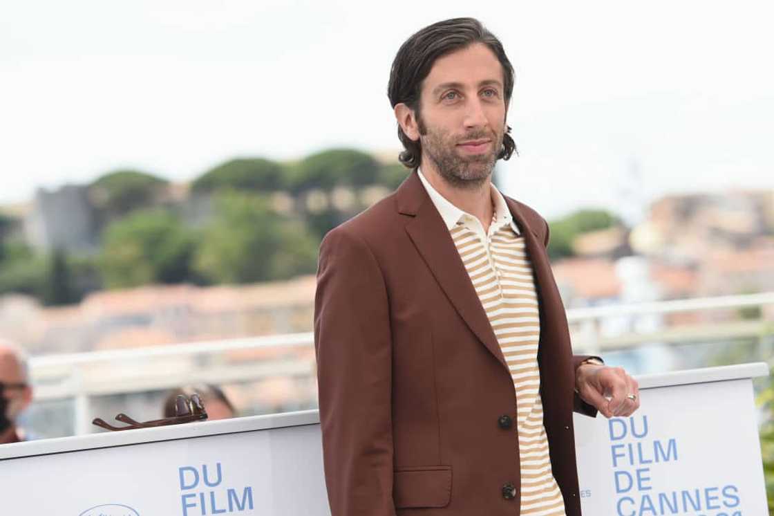 Simon Helberg at the "Annette" photocall during the 74th annual Cannes Film Festival. Simon Helberg at the "Annette" photocall during the 74th annual Cannes Film Festival.