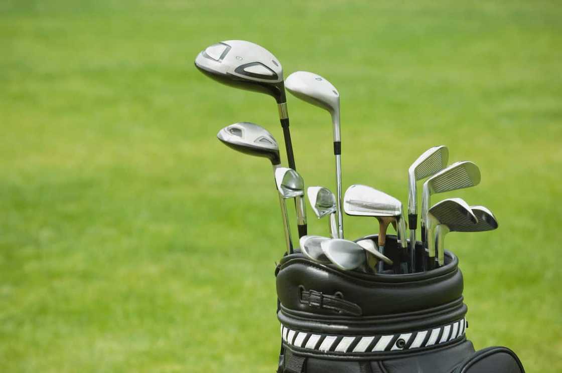 What clubs do Tiger Woods use? What clubs do Tiger Woods use?