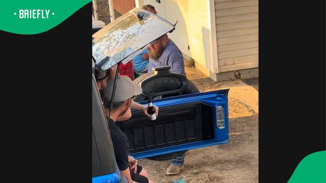 A video showing Afrikaners in the USA was shared on a TikTok page. A video showing Afrikaners in the USA was shared on a TikTok page.