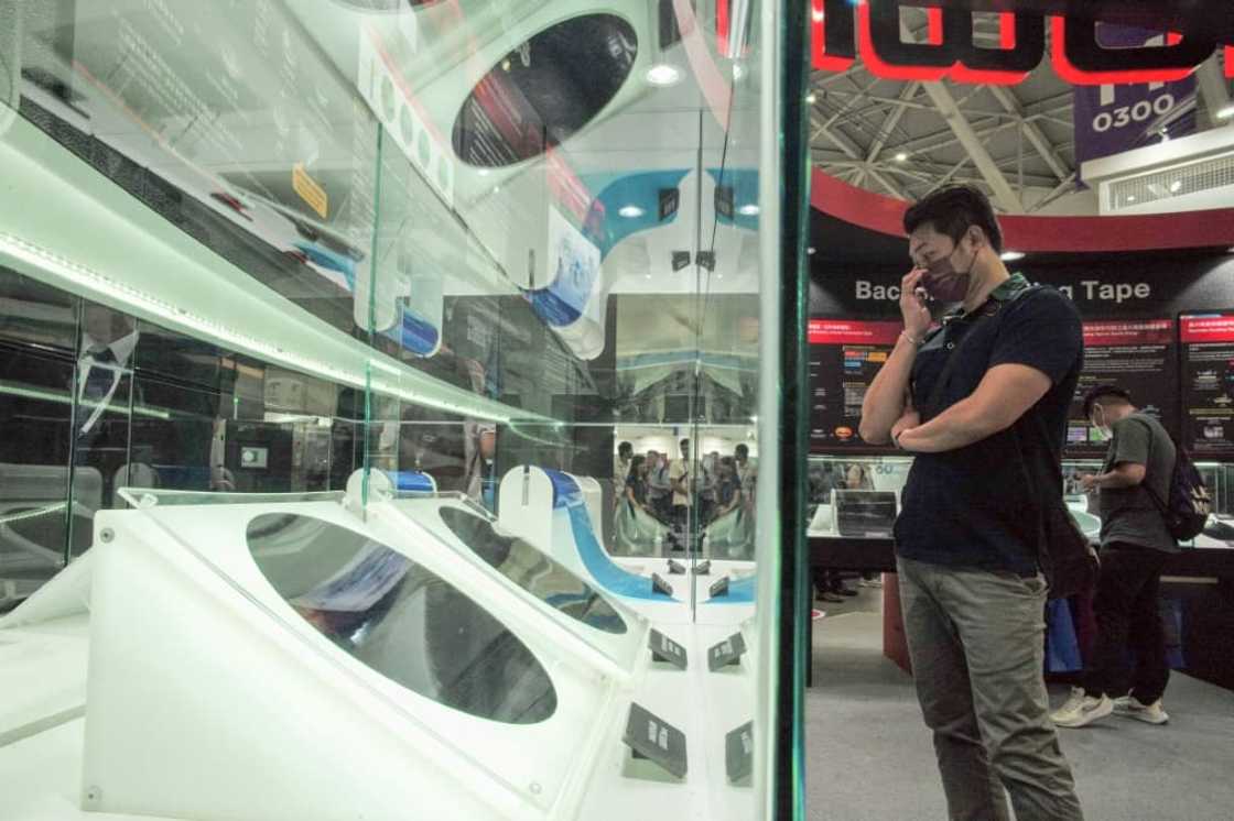 Semiconductors are the lifeblood of the modern economy, and are found in everything from coffee machines to cars and missiles Semiconductors are the lifeblood of the modern economy, and are found in everything from coffee machines to cars and missiles