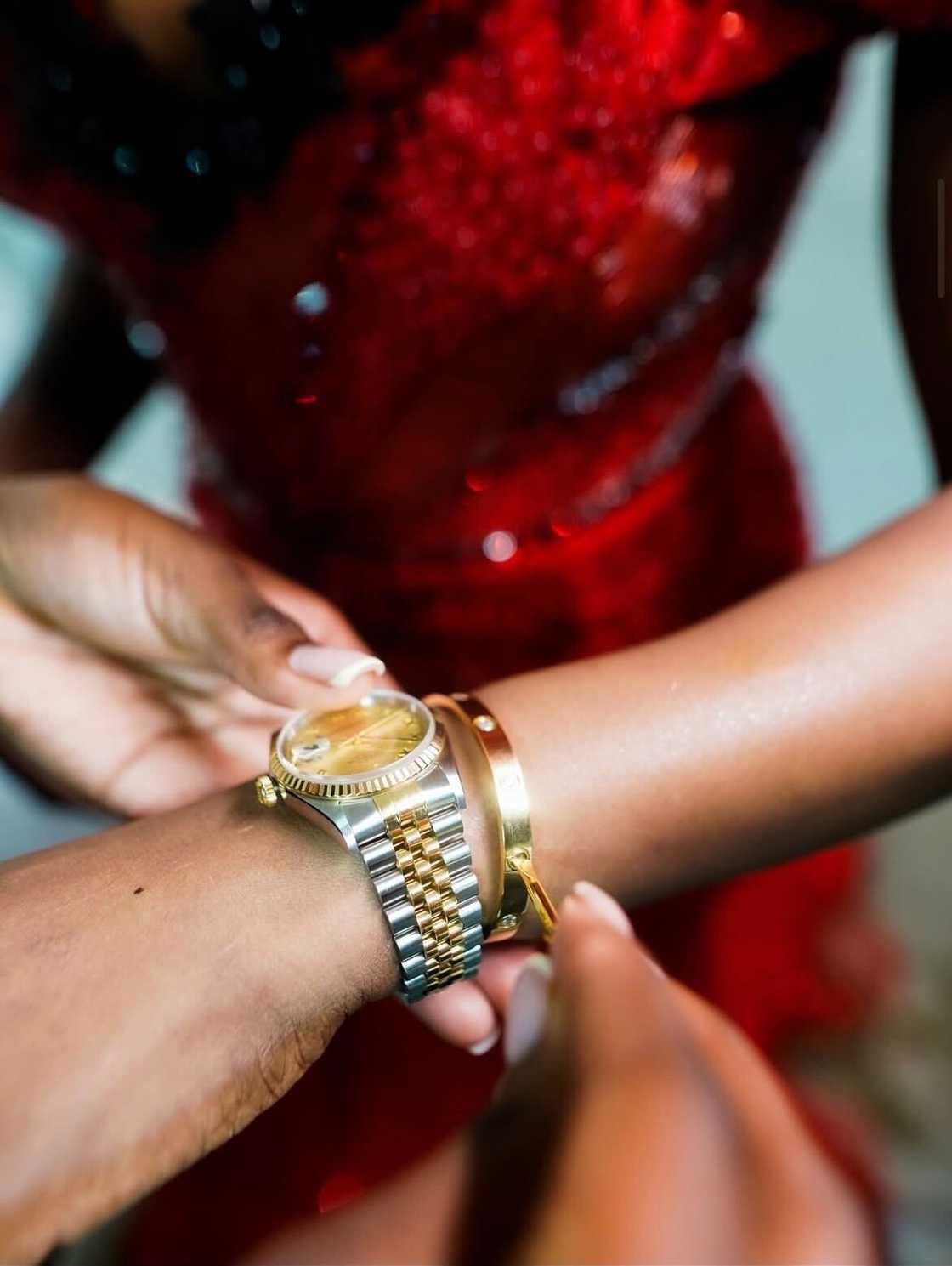 Nomcebo Zikode received a flashy gift.