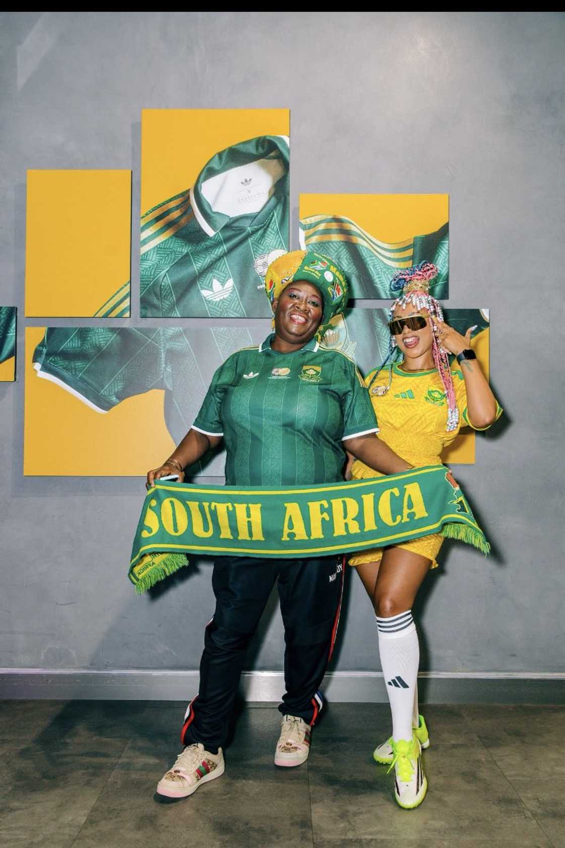 Bafana Bafana superfan Mama Joy Chauke in green jersey has called for a 3 day fast for World Cup Bafana Bafana superfan Mama Joy Chauke in green jersey has called for a 3 day fast for World Cup