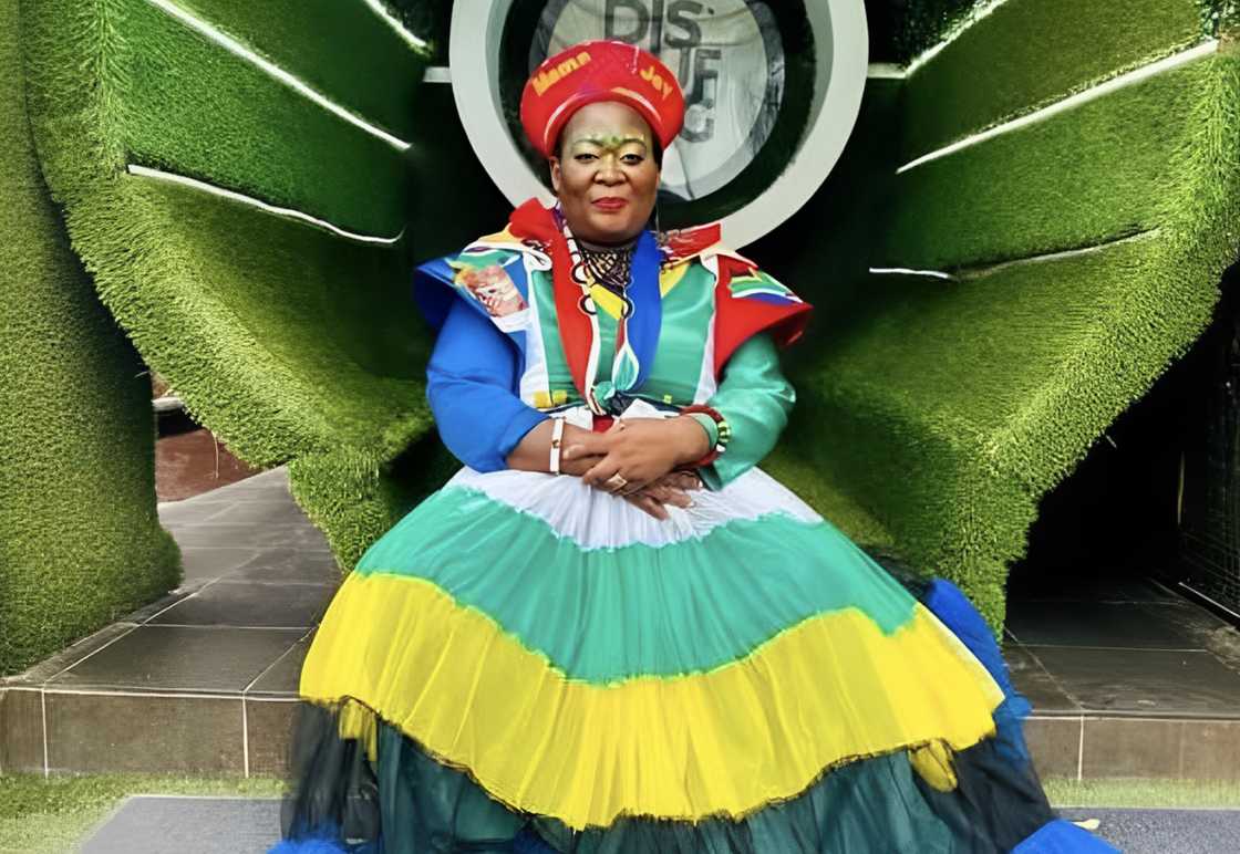 Mama Joy now supports Mamelodi Sundowns Mama Joy now supports Mamelodi Sundowns