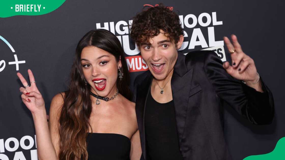 Olivia Rodrigo and Joshua Bassett at the 2022 High School Musical: The Musical: The Series premiere