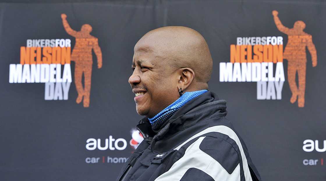 DJ Fresh meets fan DJ Fresh meets fan