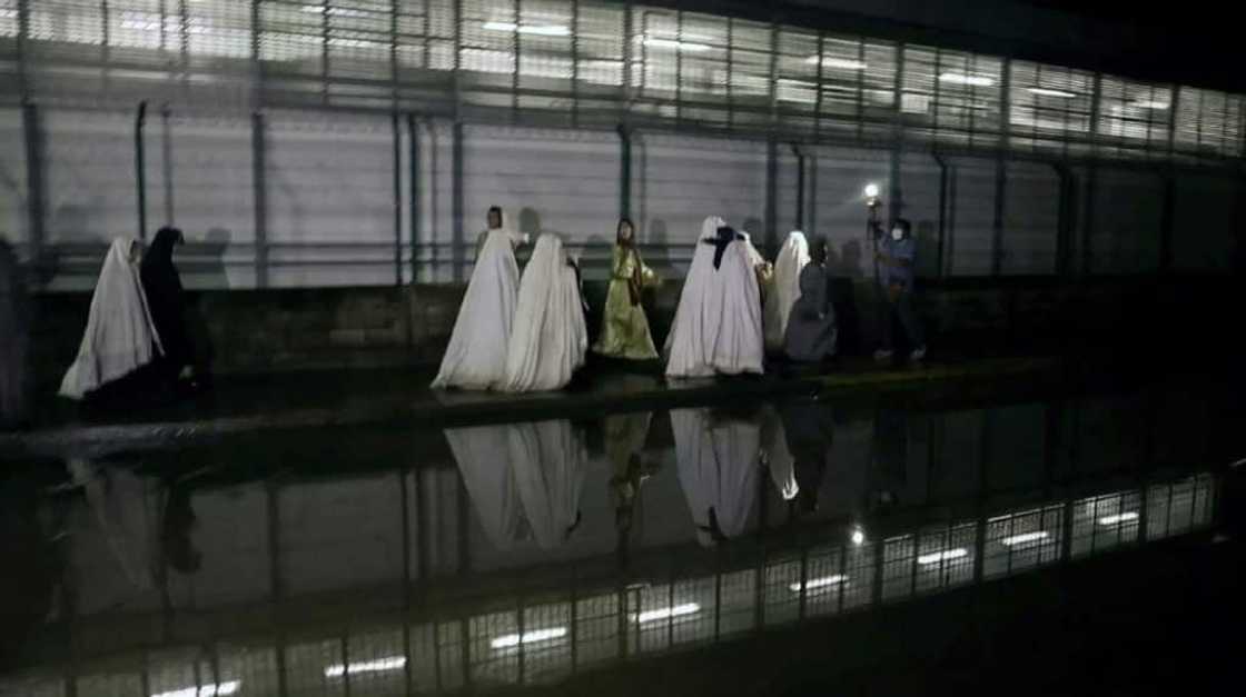 Members of the Jewish Lev Tahor sect flee detention in southern Mexico Members of the Jewish Lev Tahor sect flee detention in southern Mexico